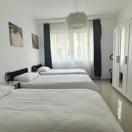 Ferienwohnung & By Kayz *